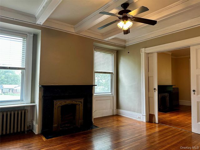 16 Broad Street 3, New Windsor, NY 12553