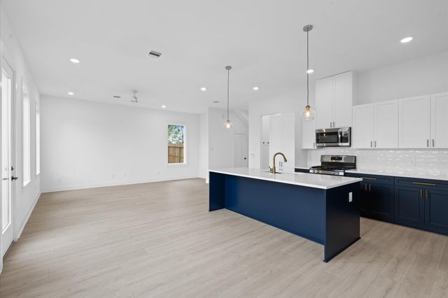 10096 Serrano Park Drive, Houston, TX 77075