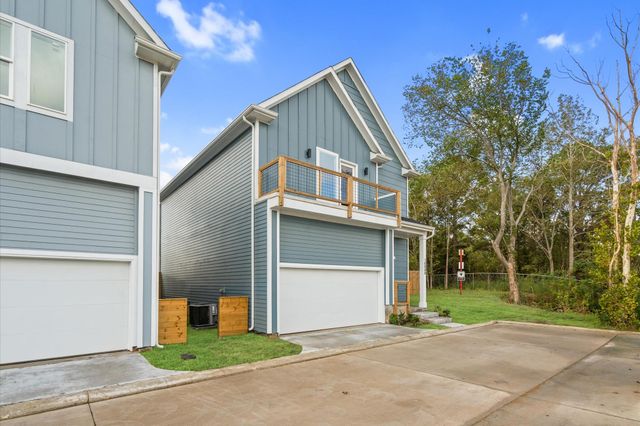 10096 Serrano Park Drive, Houston, TX 77075