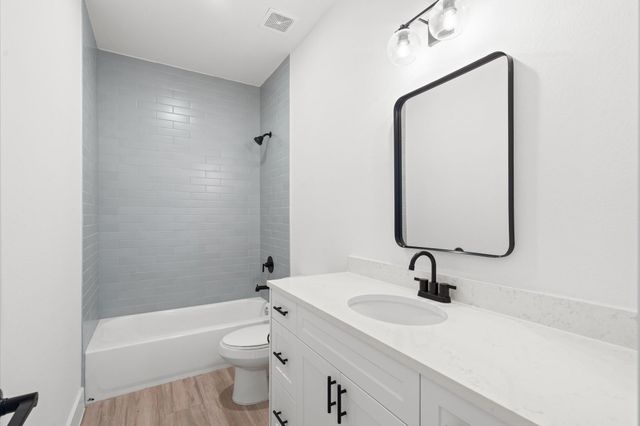 10096 Serrano Park Drive, Houston, TX 77075