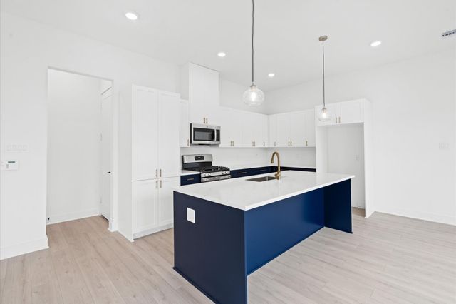 10096 Serrano Park Drive, Houston, TX 77075