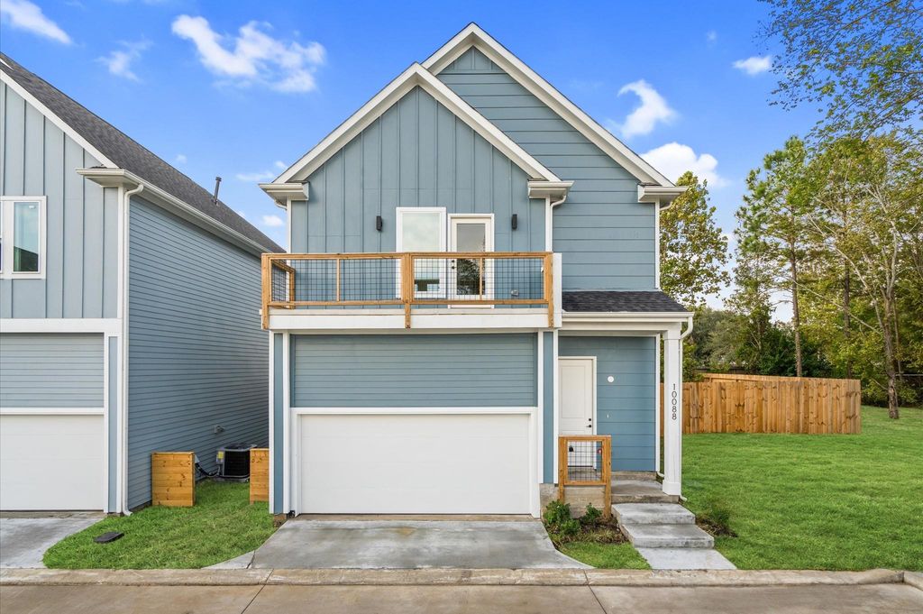 10096 Serrano Park Drive, Houston, TX 77075