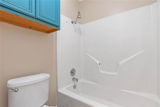 2822 Saint Peter St, Corpus Christi, TX 78418