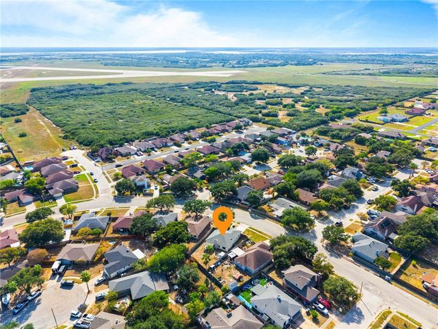 2822 Saint Peter St, Corpus Christi, TX 78418