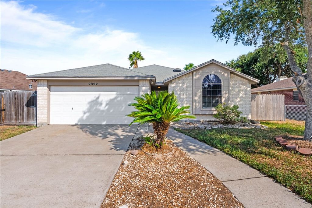 2822 Saint Peter St, Corpus Christi, TX 78418 — exterior