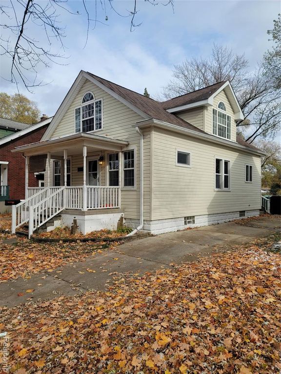 22936 Oakwood Avenue, Eastpointe, MI 48021