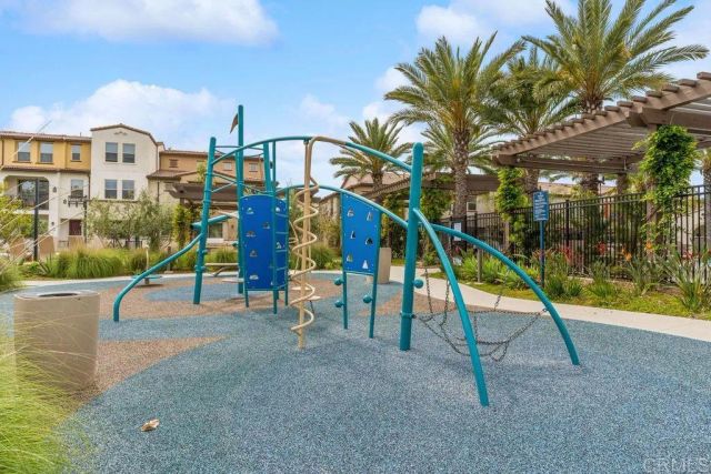 1763 Laurelwood Way, Oceanside, CA 92057