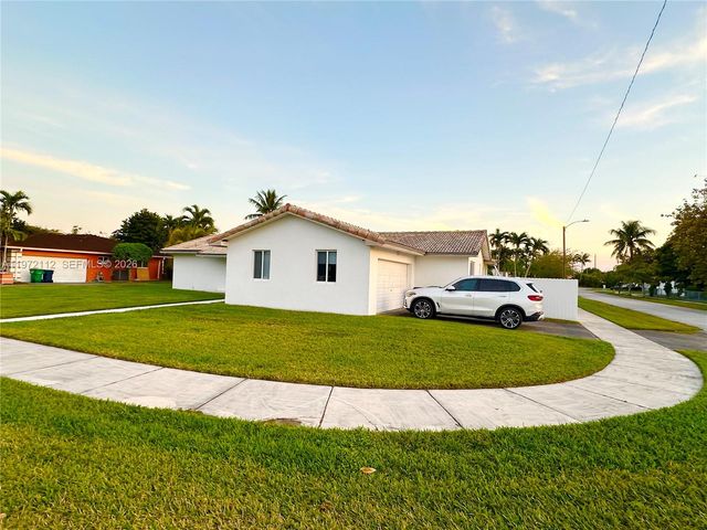 9230 SW 68th St 0, Miami, FL 33173