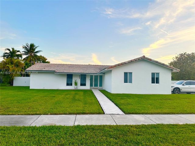 9230 SW 68th St 0, Miami, FL 33173
