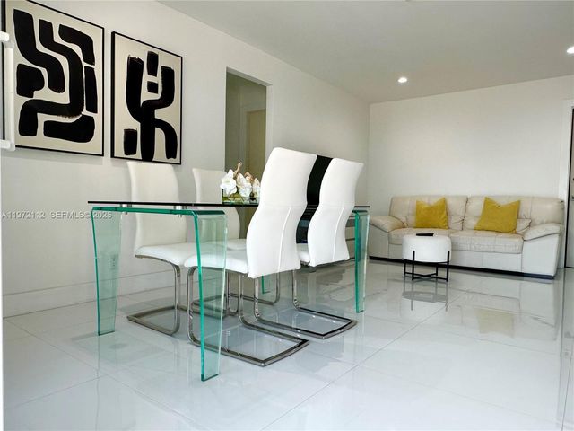 9230 SW 68th St 0, Miami, FL 33173