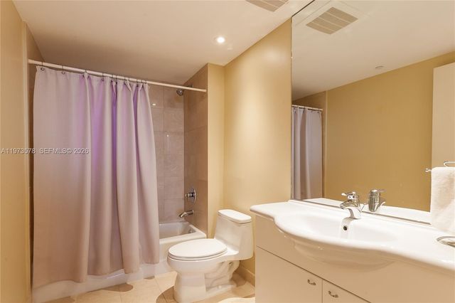 1800 S OCEAN DR 3803, Hallandale Beach, FL 33009