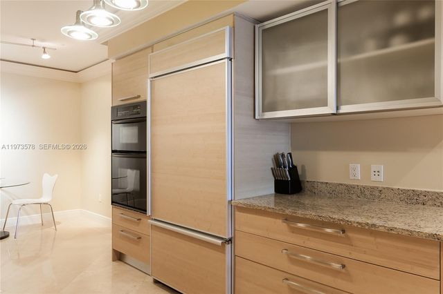 1800 S OCEAN DR 3803, Hallandale Beach, FL 33009