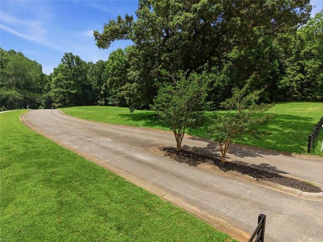 140 Sherwood Lane, Canton, GA 30115