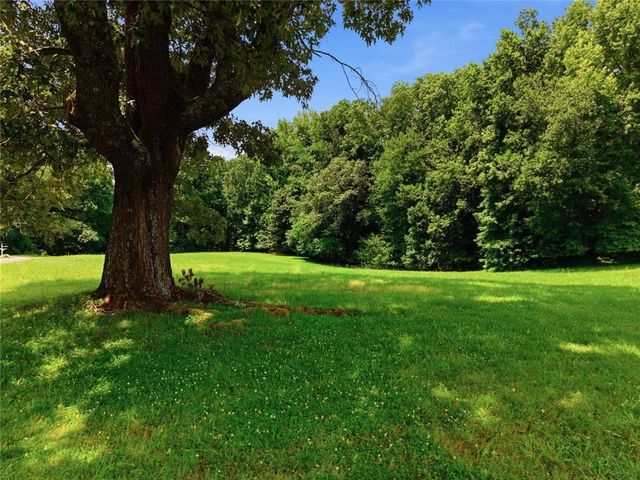 140 Sherwood Lane, Canton, GA 30115