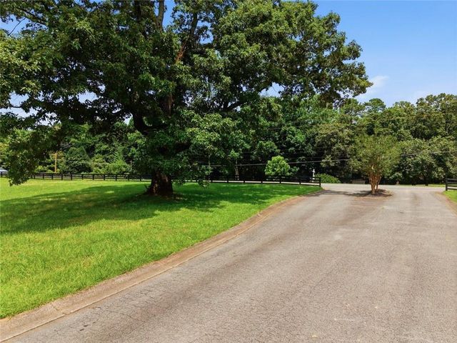 140 Sherwood Lane, Canton, GA 30115