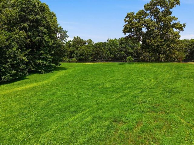 140 Sherwood Lane, Canton, GA 30115
