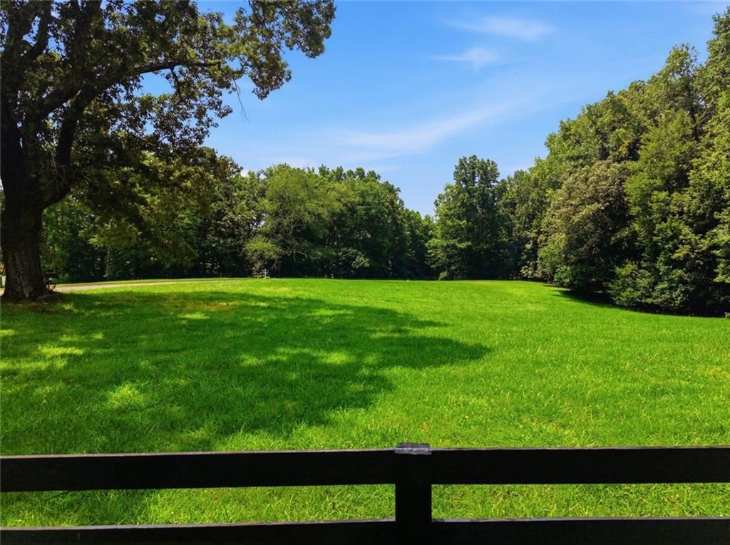 140 Sherwood Lane, Canton, GA 30115