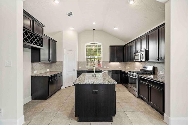 16331 Tyler Reach Drive, Hockley, TX 77447