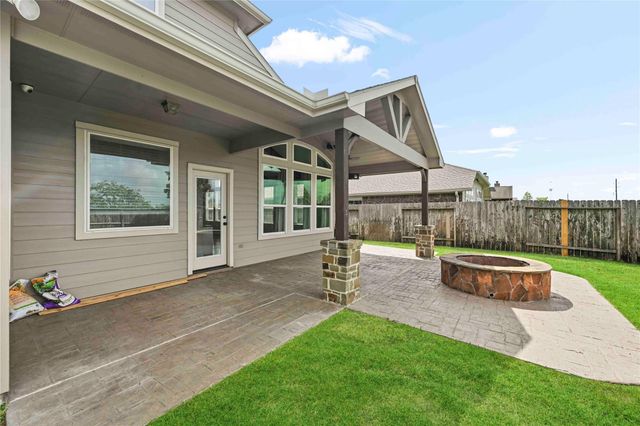 16331 Tyler Reach Drive, Hockley, TX 77447