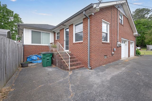 502 S Sweetbriar Avenue, Chattanooga, TN 37412