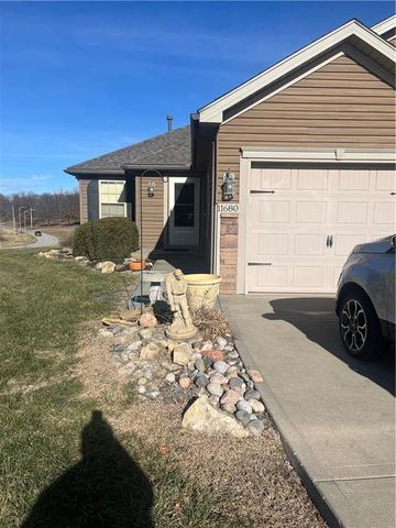 11680 N Ewing Avenue, Kansas City, MO 64156