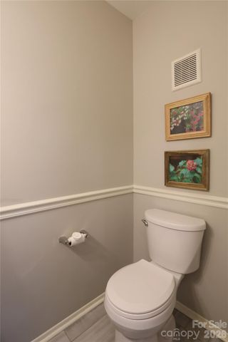 725 Bethune Place, Matthews, NC 28105