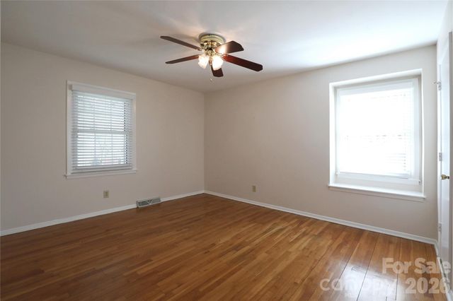 725 Bethune Place, Matthews, NC 28105