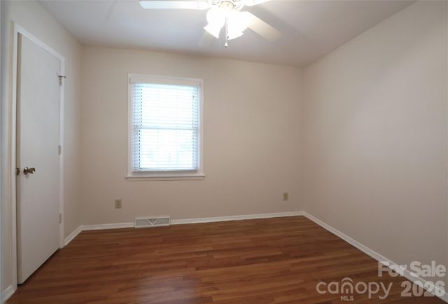 725 Bethune Place, Matthews, NC 28105