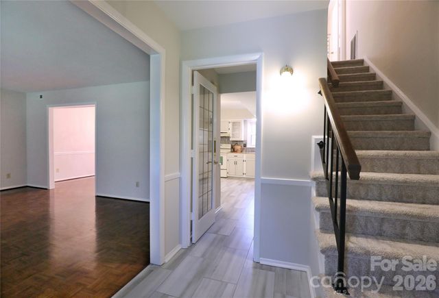 725 Bethune Place, Matthews, NC 28105