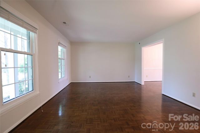 725 Bethune Place, Matthews, NC 28105