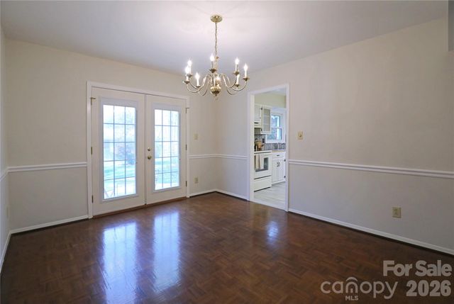 725 Bethune Place, Matthews, NC 28105