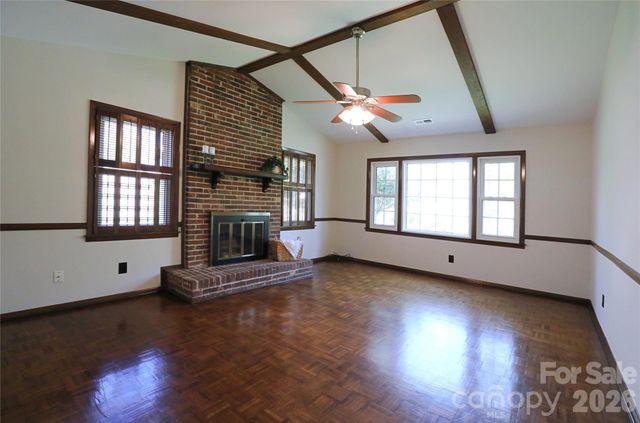 725 Bethune Place, Matthews, NC 28105