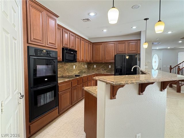 5769 Danish Garden Street, Las Vegas, NV 89148