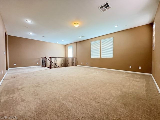 5769 Danish Garden Street, Las Vegas, NV 89148