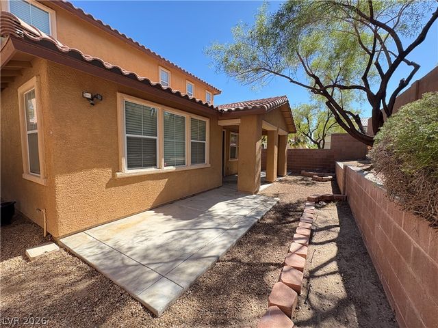 5769 Danish Garden Street, Las Vegas, NV 89148