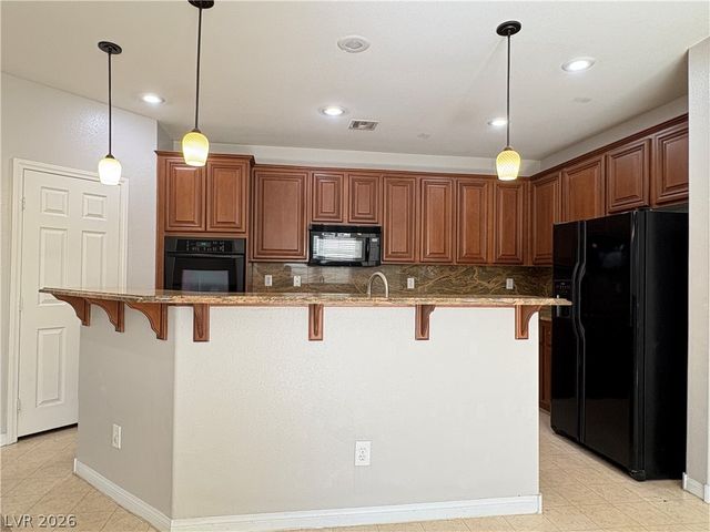 5769 Danish Garden Street, Las Vegas, NV 89148