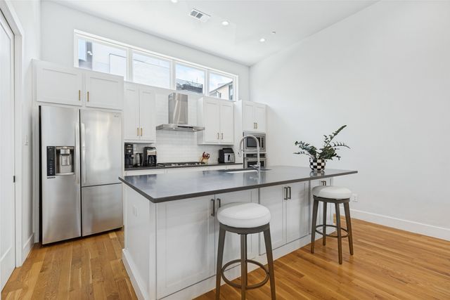 3200 Ross Avenue 7, Dallas, TX 75204