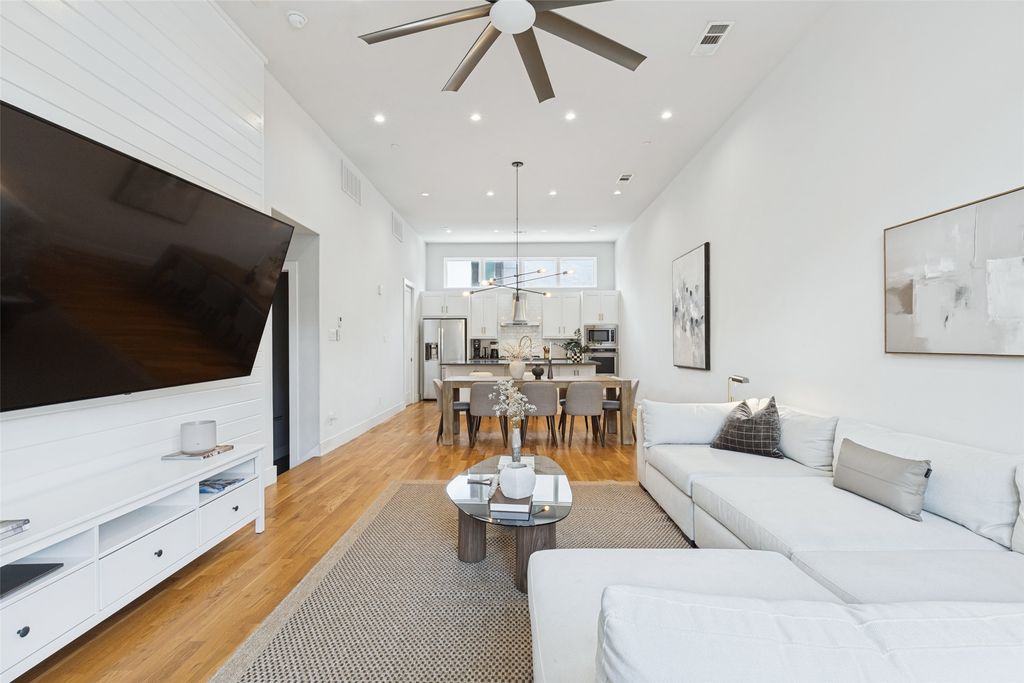 3200 Ross Avenue 7, Dallas, TX 75204