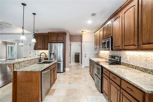 1325 Adams Road, Meansville, GA 30256