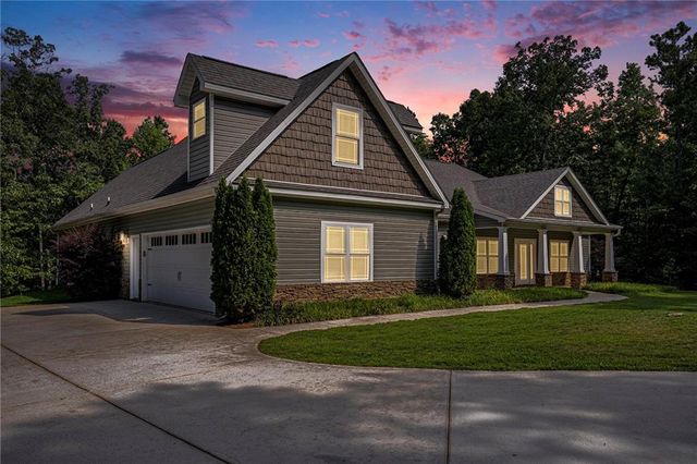 1325 Adams Road, Meansville, GA 30256