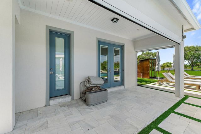 20065 SE Bridgewater Drive, Jupiter, FL 33458