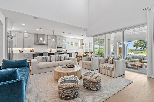 20065 SE Bridgewater Drive, Jupiter, FL 33458