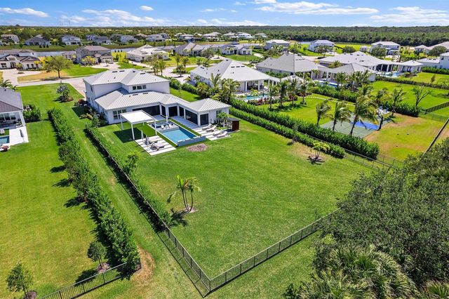 20065 SE Bridgewater Drive, Jupiter, FL 33458