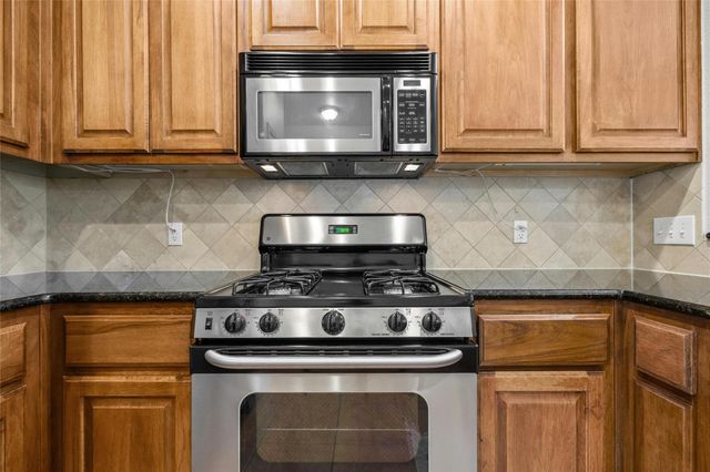 1900 Jentsch CT A, Austin, TX 78745