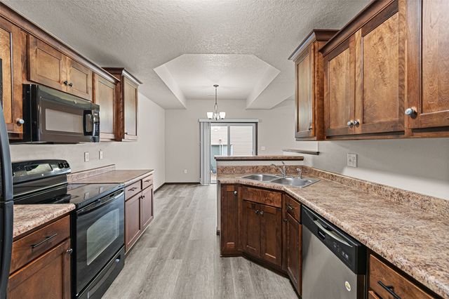 1633 Burr Drive, North Liberty, IA 52317