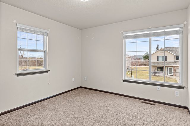 1633 Burr Drive, North Liberty, IA 52317