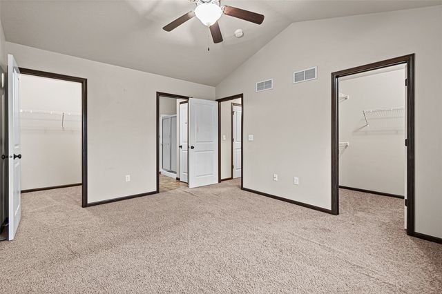 1633 Burr Drive, North Liberty, IA 52317