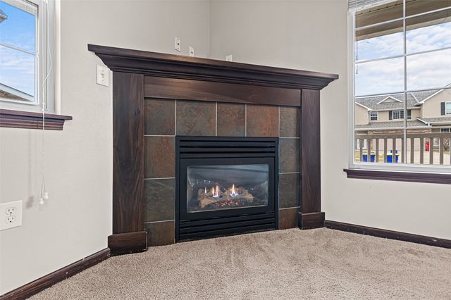 1633 Burr Drive, North Liberty, IA 52317