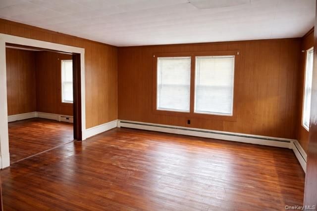 17 West Lane, East Moriches, NY 11940