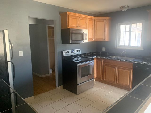 30256 Southfield Road A280, Southfield, MI 48076